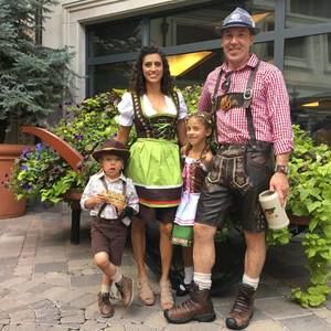 Meet your Posher, April